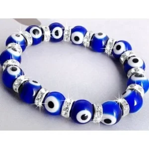 Pulsera azul para prevenir mal de ojo