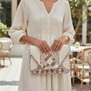 Clutch Cartera Bandolera Betty Bordada