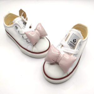 Adornos cordones lazo regordete