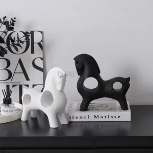 Escultura 🐴  “El Guardián del Secreto”